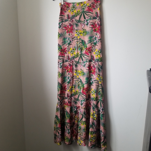 XIX Palms tropical beach Floral two piece set - Picture 5 of 16